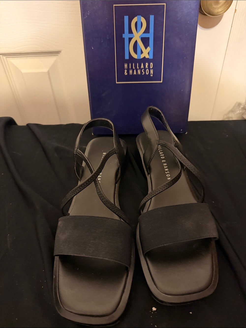 Hillard & Hanson Black Strappy Square-Toe Slingback Sandals
